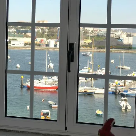 A Do Mar 度假居 费罗尔